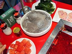 -二荆条·蜀鲜汇城市森林火锅