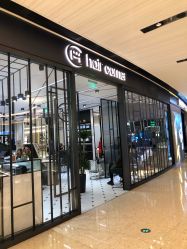 -HAIR CORNER