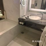 超市旁边水果店，再配上榴莲，美滋滋滴