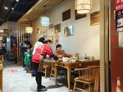 -易老妈蹄花.创于1935(总店)