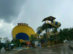 -平江亚马逊水上乐园