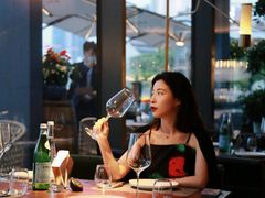 -MONICH牛排融合餐厅(和义大道购物中心店)