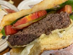 招牌牛肉汉堡-UPPER KITCHEN(延安路店)