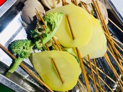 -钢管厂五区小郡肝串串香(奥克斯广场锦城万达店)