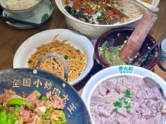 -费大厨辣椒炒肉(黄兴中心广场店)