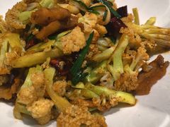 -坛宗剁椒鱼头(河西王府井店)