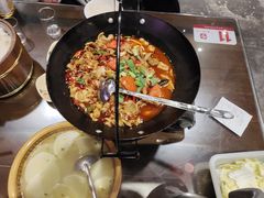 -富正毅三下锅·湘西韵味(天门山索道店)