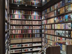 -钟书阁(群光广场店)