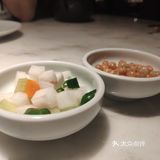 麻麻辣辣的水煮鱼,可可爱爱的梅子酒,闺蜜小聚。