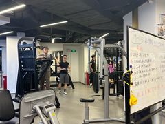 -超鹿运动(达信大厦店)