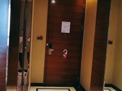 -天津京基皇冠假日酒店