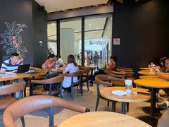 大堂-星巴克臻选(莘庄仲盛店)