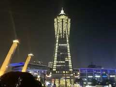 -Hi City·城市之巅