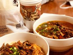 酸辣肥肠鸭子双拼-李易面馆(树木岭店)