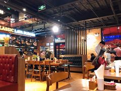 大堂-拉亚汉堡经典餐厅(商城路店)