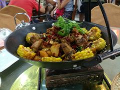 杂粮吊锅排骨-盛唐府乾州酸汤面
