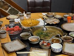 -顶顶汤火牛排火锅·经典铜锅涮肉