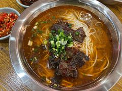 麻辣牛肉粉-红鼻子卤粉(总店)