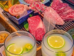 -铭牛烧肉·和牛海鲜自助(高新月牙湖店)