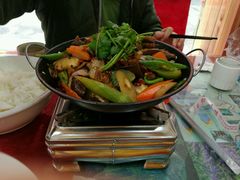 -乡土特色.冷锅鱼.牦牛肉汤锅