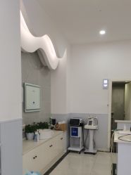 -蕾特恩专业祛痘·皮肤管理