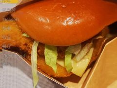 芝芝酪酪堡-麦当劳(皇岗路店)