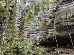 -梭布垭石林景区