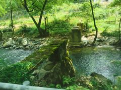 -大围山峡谷漂流