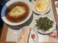 -松鹤面馆·古法焖肉面(观前店)