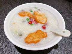 皮蛋瘦肉粥-蝴蝶里·粤菜·点心(龙湖天街&滨江店)