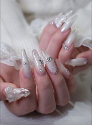 -猪猪女孩日式美睫美甲