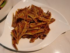 -嗨辣小聚·盘锦河蟹·海鲜烧烤龙虾(盘锦十年好店)