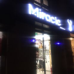 -Miracle集简美发沙龙