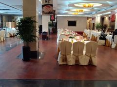 -顺峰海鲜酒楼(省府店)