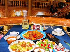 -伊带伊路新疆美食府(呼家楼店)