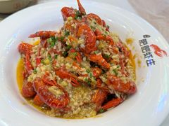 -肥肥虾庄·金牌油焖大虾(首义路店)