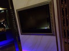 镶在墙上的电视-薇爱精品时尚酒店(吴中店)