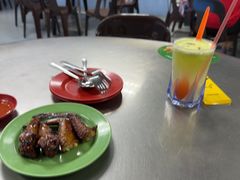 -黄亚华小食店(Jalan Alor)