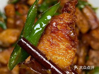 辣椒炒五花肉，米饭又得干掉3碗！