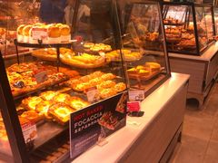 面包甜点陈列柜-巴黎贝甜(大宁国际商业广场店)