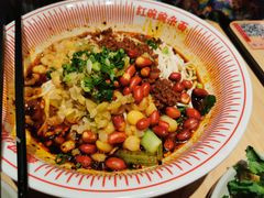 -遇见小面(东方宝泰店)
