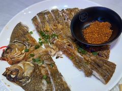 -肥肥虾庄·金牌油焖大虾(首义路店)