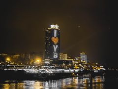 -中国宜宾·长江地标广场