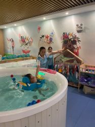 -Cool  Fun 蓝鲸π婴幼儿水育中心(宜乐荟店)