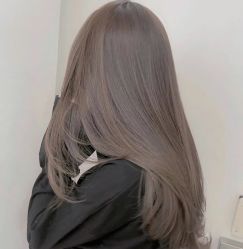 -苏豪美发S A L O N烫发染发