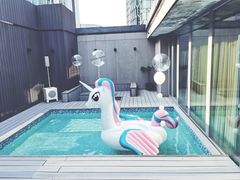 -The ROOF (通盈中心店)