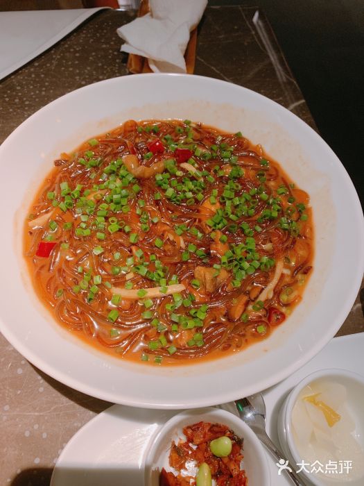 新荣记(BFC外滩金融中心店)沙蒜烧豆面图片