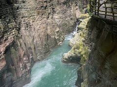 -梭布垭石林景区