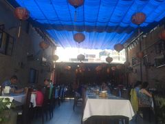 -Lanterns Vietnamese Restaurant