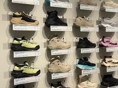 -HOKA(北京蓝色港湾店)